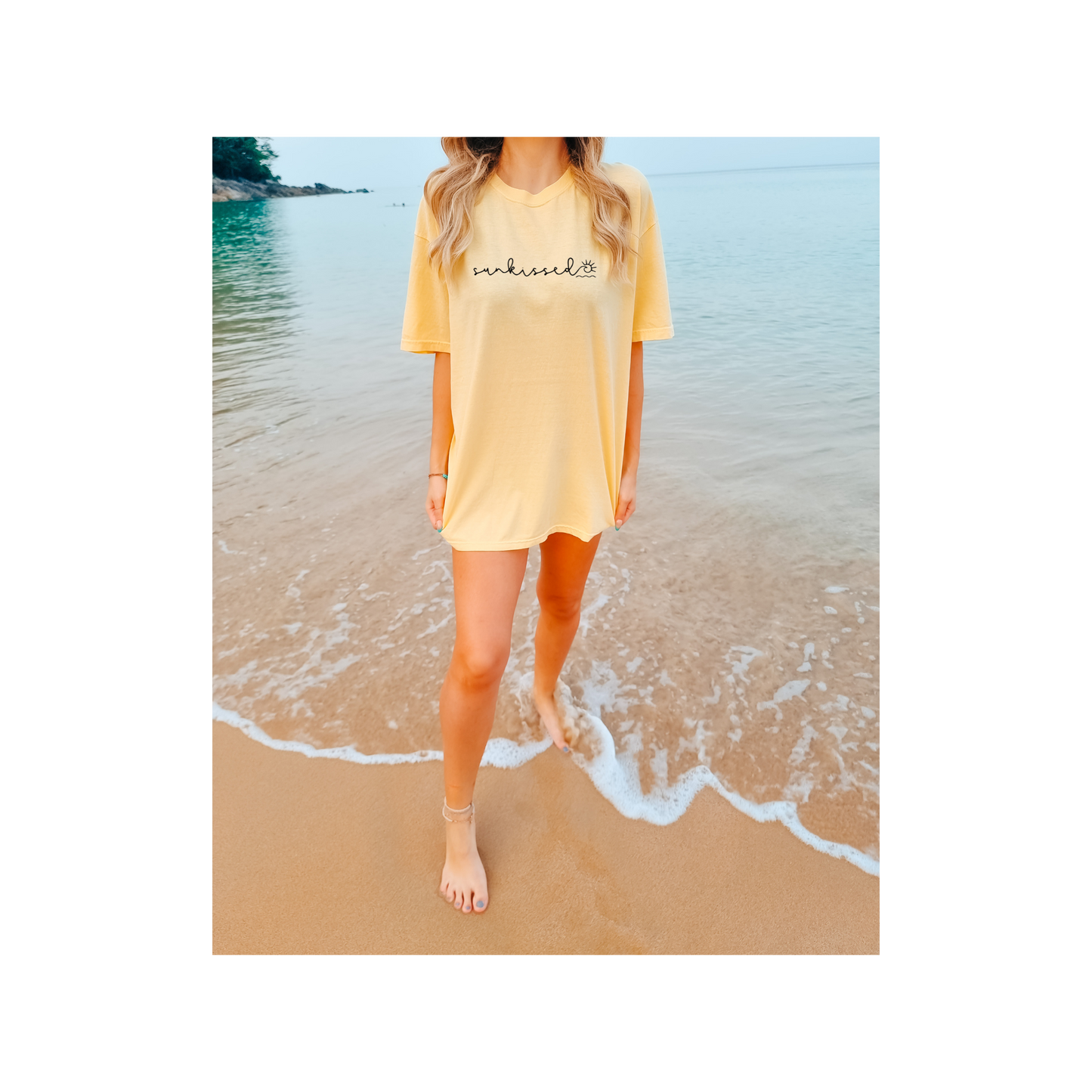 Minimalist Wave Sunkissed T-Shirt